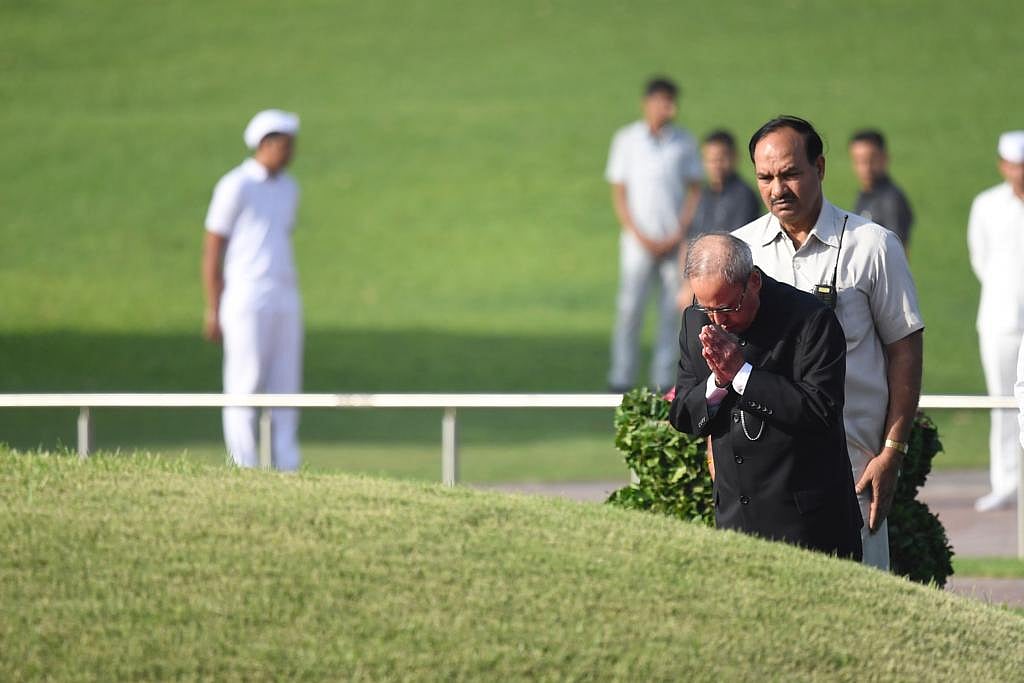 جواہر لال نہرو کا یوم وفات... سونیا اور راہل سمیت کئی بڑے لیڈروں کے ذریعہ خراج عقیدت پیش