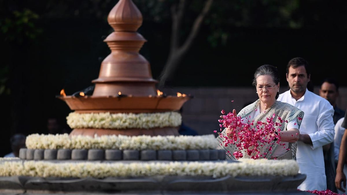 قومی آواز/پرمود پشکرنا