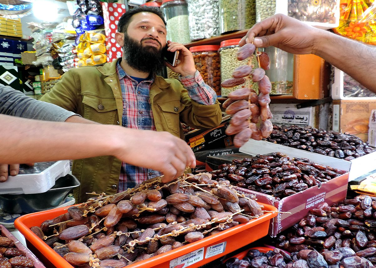 جموں و کشمیر: رمضان المبارک کی آمد، بازاروں میں چہل پہل