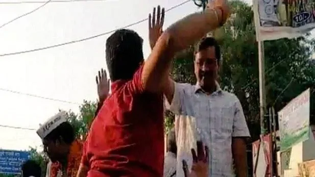 تصویر سوشل میڈیا