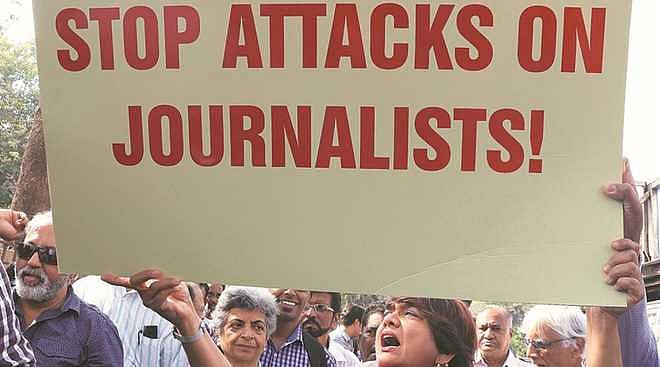 آزادی صحافت کا عالمی دن: ’صحافیوں کو غیر معمولی چیلنجز کا سامنا ہے‘