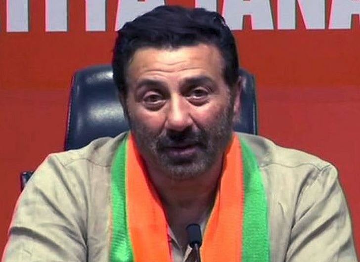 سنی دیول کی پارلیمانی رکنیت کو خطرہ! انتخابی کمیشن نے بھیجا نوٹس