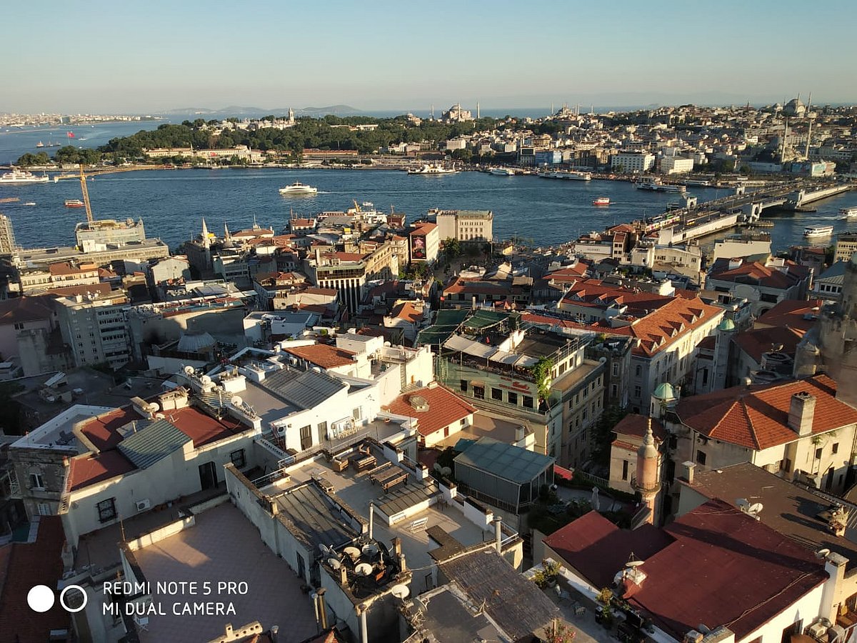 سفر نامہ: استنبول کا تکسیم اسکوائر، پوری دنیا کے لوگوں کے لئے شاپنگ کا مرکز... سید خرم رضا