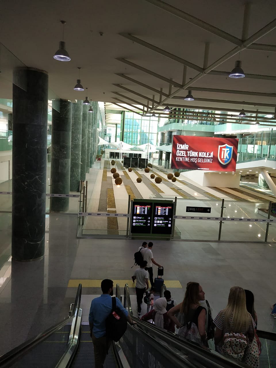 سفر نامہ: ازمیر ایک خوبصورت شہر جہاں لوگوں کے چہروں پر اطمینان نظر آتا ہے... سید خرم رضا