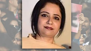 ظلم ... (اناؤ عصمت دری واقعہ سے متاثر ہو کر لکھی گئی نظم)
