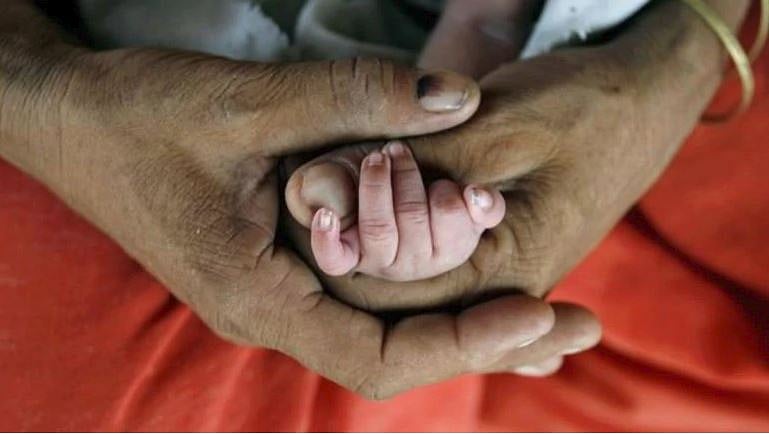 پونچھ: ایل او سی پر فائرنگ کے تبادلے میں زخمی ہونے والے نو زائد بچے نے دم توڑا