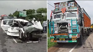 اناؤ عصمت دری: متاثرہ کی چچی کی آخری رسومات ادا، سی بی آئی نے 30 لوگوں پر درج کیا کیس