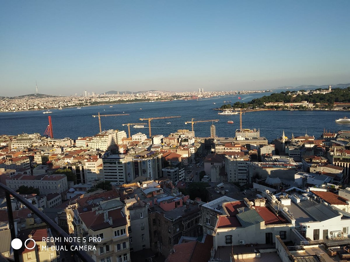 سفر نامہ: استنبول کا تکسیم اسکوائر، پوری دنیا کے لوگوں کے لئے شاپنگ کا مرکز... سید خرم رضا