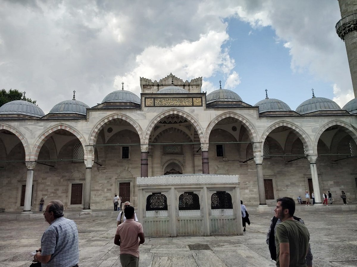 سفرنامہ: ترکی میں مساجد صرف نماز ادا کرنے کی جگہ نہیں بلکہ ان کی مرکزی حیثیت ہے... سید خرم رضا