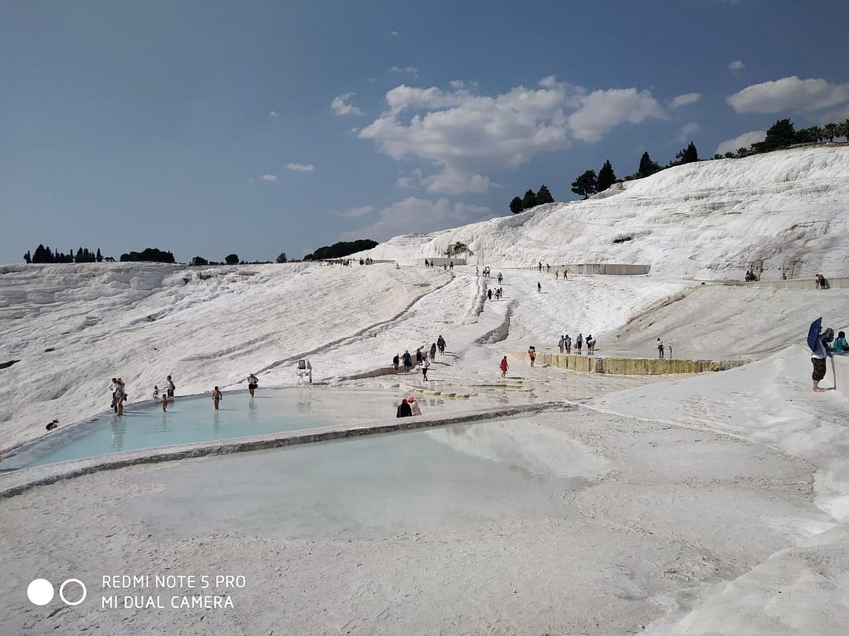 سفر نامہ: پاموکلے میں موجود کیلشیم کے پہاڑ قدرت کا نایاب تحفہ... سید خرم رضا
