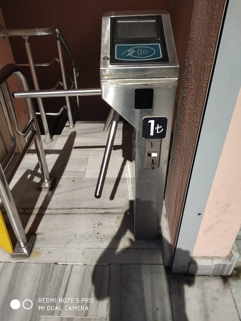 سفر نامہ: استنبول کا تکسیم اسکوائر، پوری دنیا کے لوگوں کے لئے شاپنگ کا مرکز... سید خرم رضا