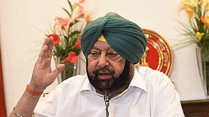 صدر جمہوریہ سے ملاقات نہ ہونے پر پنجاب کے وزیر اعلیٰ مایوس، علامتی دھرنے کا اعلان