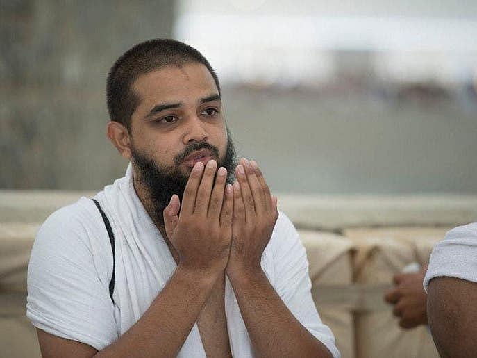 حجاج کرام نے رمی جمرات، نماز عید الاضحیٰ اور قربانی کے مناسک ادا کئے