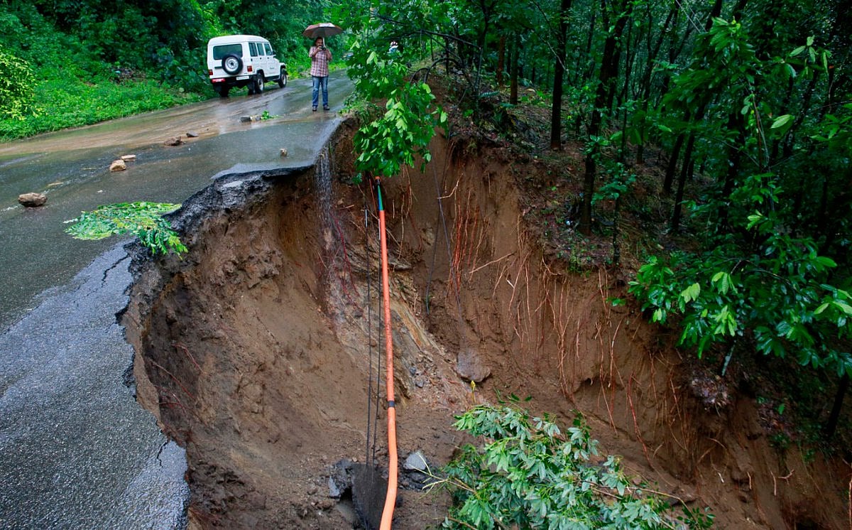 کیرالہ: سیلاب نے لی 23 لوگوں کی جان، اسکول، کالج، ائیر پورٹ بند، حالات سنگین