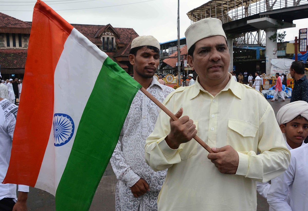 پورے ہندوستان میں بھائی چارہ اور جوش و خروش کے ساتھ منائی گئی عید