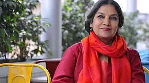 شبانہ اعظمی کی طرف سے کیجریوال کی ڈینگو کے خلاف مہم کی حمایت