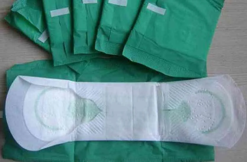 پابندیوں سے جَکڑے کشمیر میں خواتین کے سامنے نئی پریشانی، سینیٹری نیپکن کا فقدان