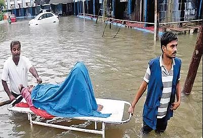 بہار میں سیلاب نے مچائی تباہی، 23 لوگوں کی موت