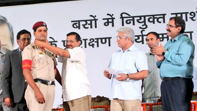 تصویر سوشل میڈیا