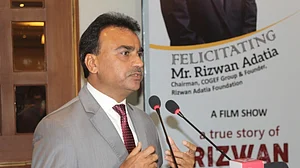 محنت، ایمانداری اور سماجی خدمت کی راہ پر چل کر فرش سے عرش تک پہنچے ’رِضوان‘