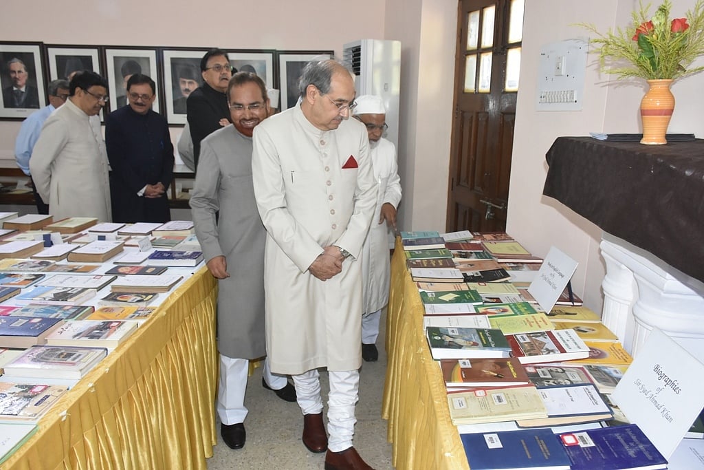 علی گڑھ مسلم یونیورسٹی  میں یومِ سرسید عظیم الشان پیمانہ پر منایا گیا