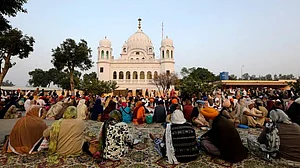 کرتارپور گلیارا،  پاکستان کے لئے بڑا سہارا!