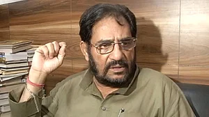 مہاراشٹر میں ’گریٹ انڈین پولیٹیکل ڈراما‘: سی پی آئی