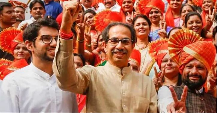 مہاراشٹر: ادھو ٹھاکرے کی حلف برداری تقریب میں شرکت کے لیے 400 کسانوں کو خصوصی دعوت