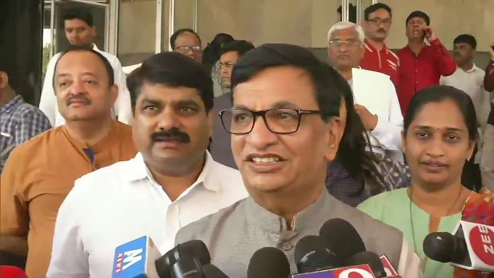 تصویر سوشل میڈیا