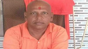 گجرات کے مندر میں چھپ رہے تھے نقلی نوٹ، پجاری سمیت 5 افراد گرفتار