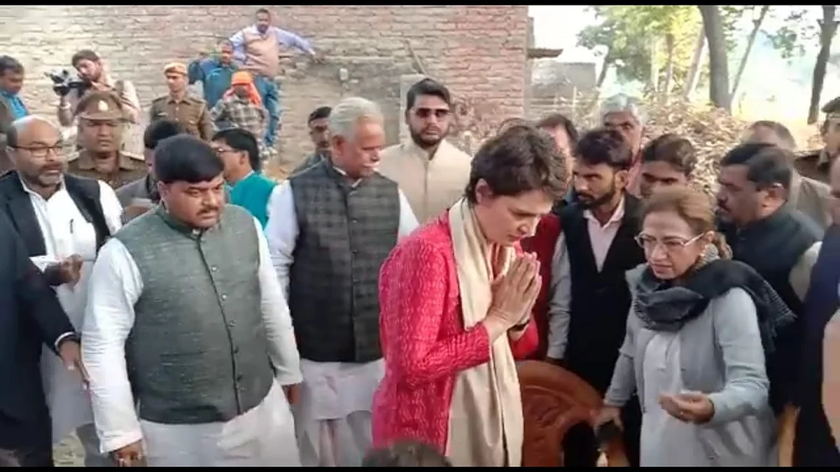 اناؤ: متاثرہ کی موت کھوکھلے نظم ونسق کی عکاس، اہل خانہ سے ملاقات کے بعد پرینکا کا بیان