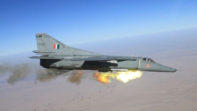 2025 تک مگ-21 بائسن طیارے ہوں گے ریٹائر، باڑمیر حادثہ کے بعد فضائیہ کا اعلان