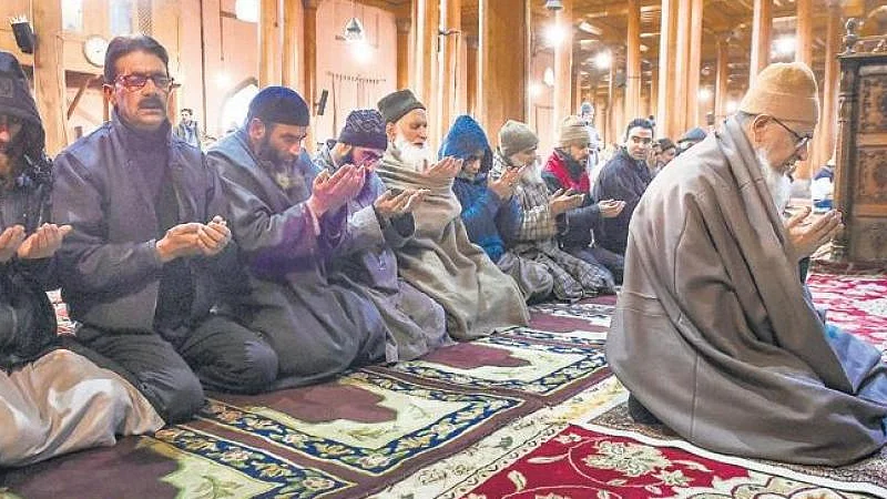 سوشل میڈیا، فائل تصویر