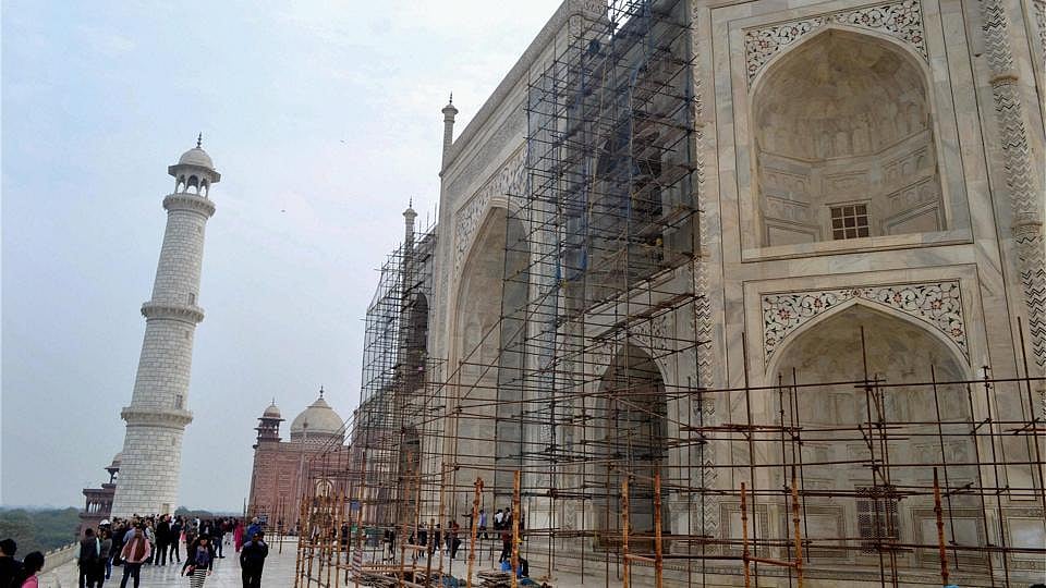 آئندہ سال مارچ سے ستمبر تک نظر نہیں آئے گا تاج محل کا سفید گنبد!