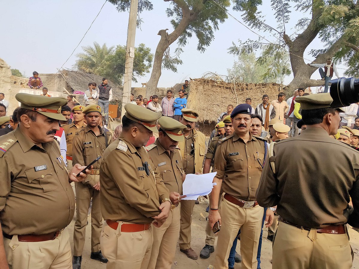 نم آنکھوں کے ساتھ اناؤ متاثرہ سپرد خاک! خاندان کو 25 لاکھ، ملازمت اور پکے مکان کا وعدہ