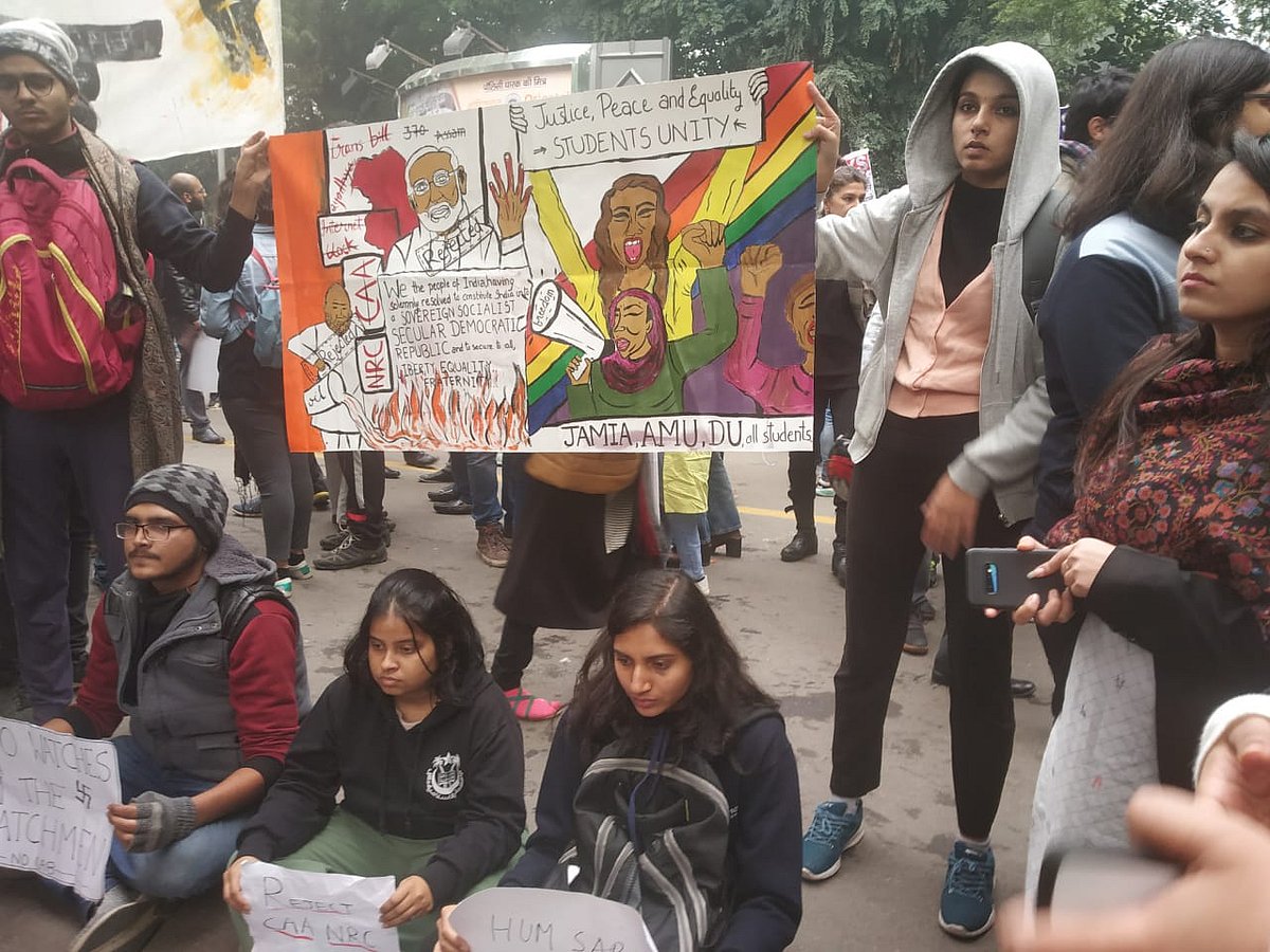 گراؤنڈ رپورٹ: دہلی کے جنتر منتر پر سی اے اے کے خلاف امنڈا عوامی سیلاب