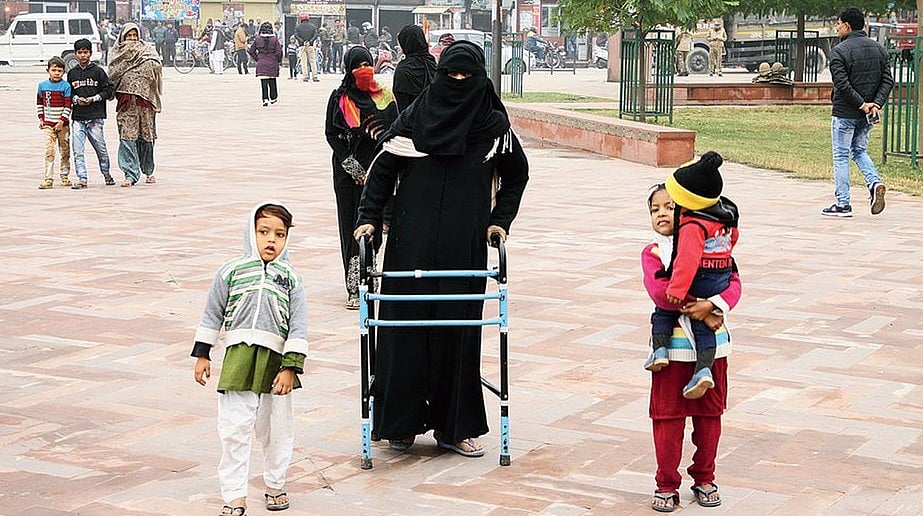 بچوں کے نام پر گھنٹہ گھر کے احتجاج کو ختم کرنے کی سازش!