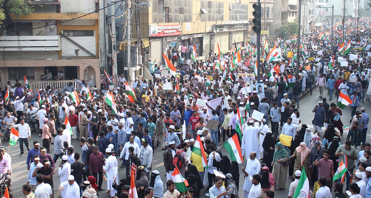 حیدرآباد: شہریت ترمیمی قانون اور این آر سی کے خلاف ’ملین مارچ‘، انسانی سروں کا سمندر