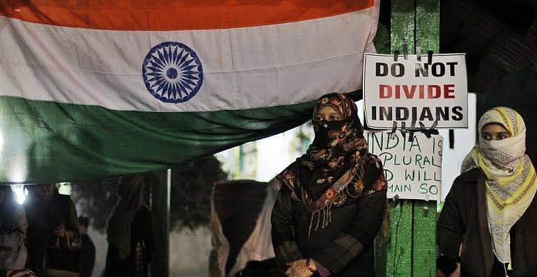 شہریت قانون: ٹینٹ، روشنی اور مائک کے بغیر ’پارک سرکس‘ میں خواتین کا احتجاج جاری