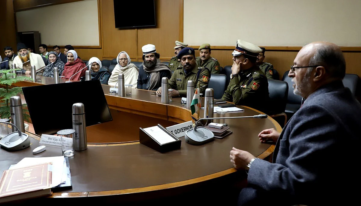 ملک گیر احتجاج: ’شاہین باغ کی دبنگ دادیوں کو گمراہ کر کے ایل جی کے پاس لے جایا گیا‘