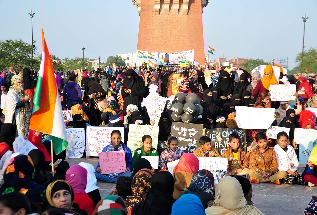 ملک گیر احتجاج: ’شاہین باغ کی دبنگ دادیوں کو گمراہ کر کے ایل جی کے پاس لے جایا گیا‘