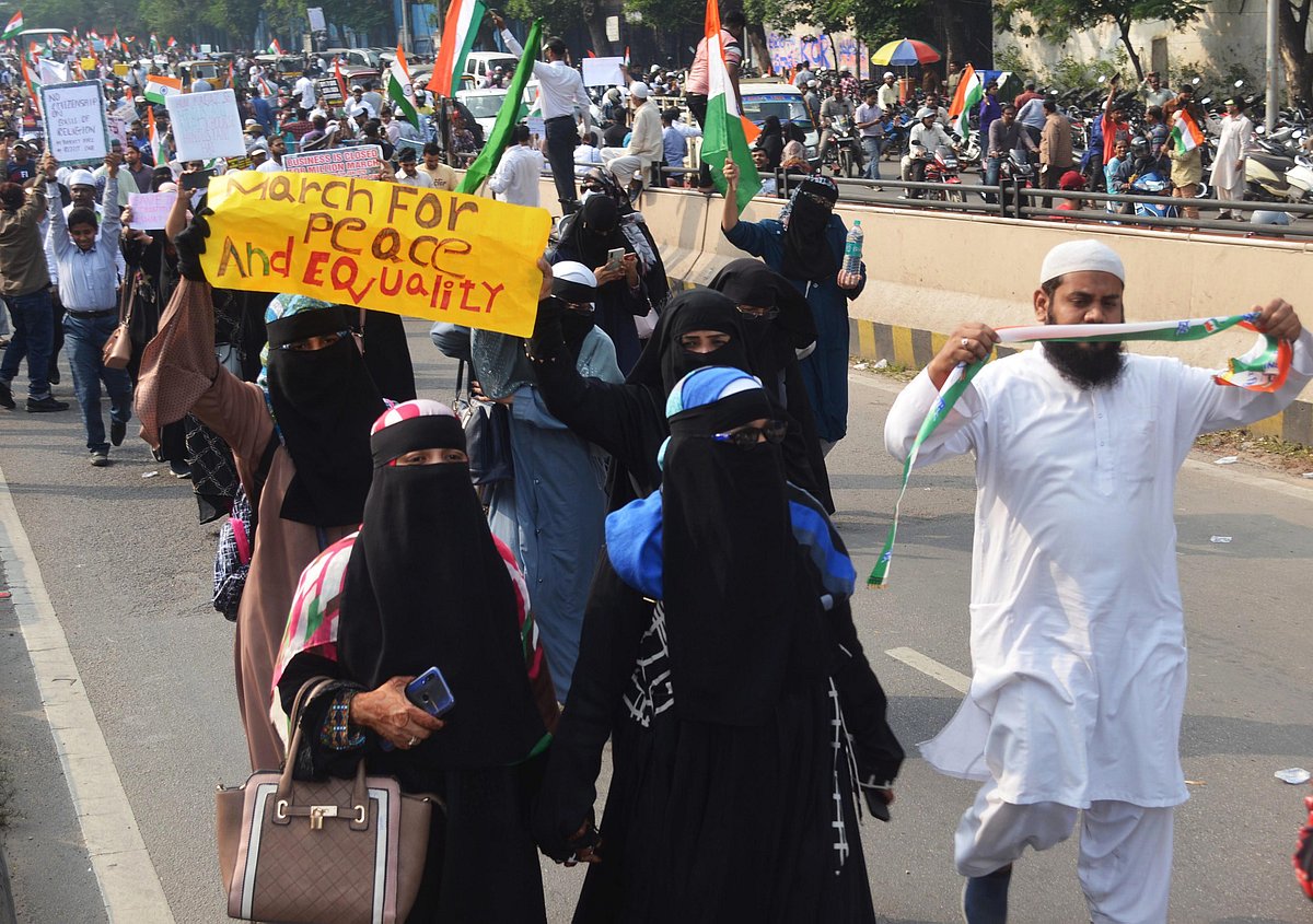 حیدرآباد: شہریت ترمیمی قانون اور این آر سی کے خلاف ’ملین مارچ‘، انسانی سروں کا سمندر