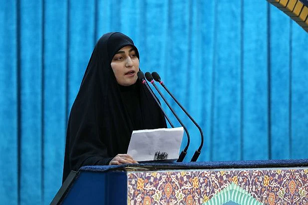 میرے والد کی شہادت امریکہ کے لئے ’یوم سیاہ‘ لے کر آئے گی، قاسم سلیمانی کی بیٹی