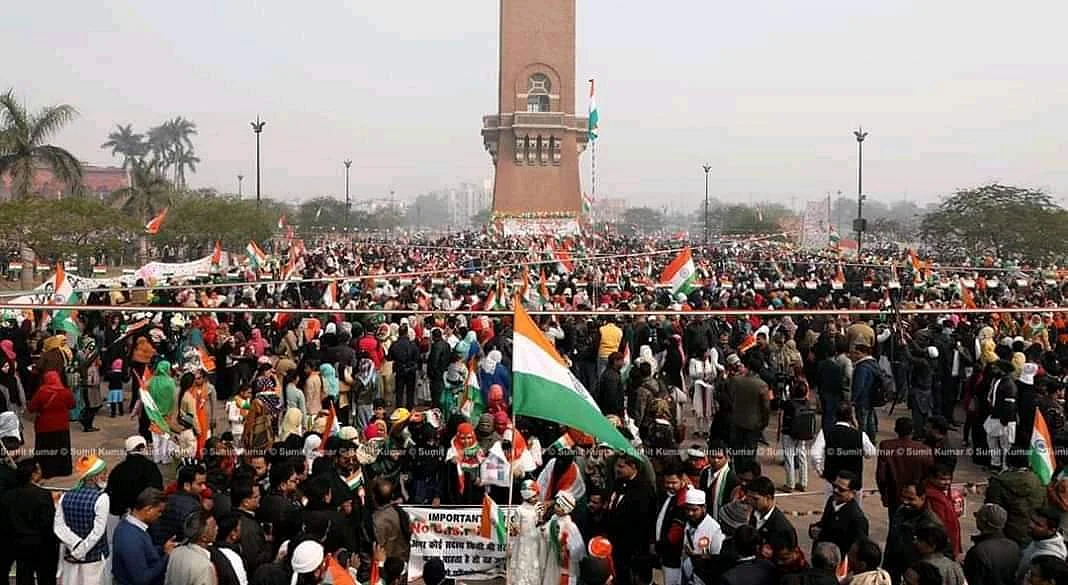  لکھنؤ کا تاریخی ’گھنٹَہ گھر‘ جہاں خواتین کا احتجاج جاری ہے... حسین افسر