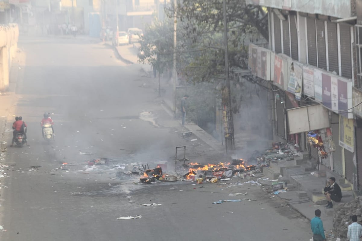 دہلی تشدد: ہلاک ہونے والے افراد کی تعداد 13 ہوئی