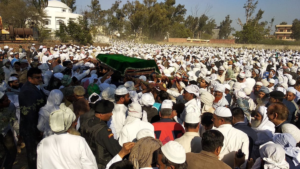 سابق رکن پارلیمنٹ چوہدری خورشید احمد میو کا انتقال، جنازے میں امنڈی بھیڑ