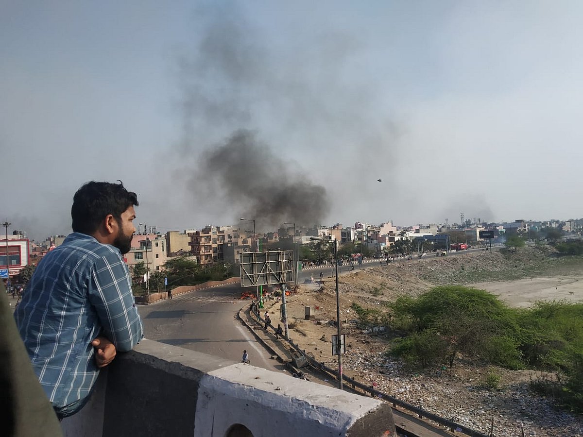 دہلی تشدد: ہلاک ہونے والے افراد کی تعداد 13 ہوئی