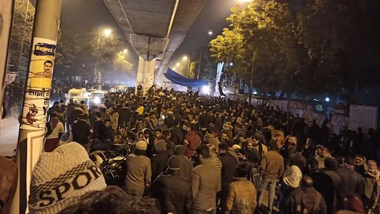 تصویر سوشل میڈیا