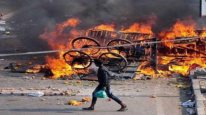 فسادات متاثرین کو انصاف عدالت سے ہی مل سکتا ہے: آصف صدیقی