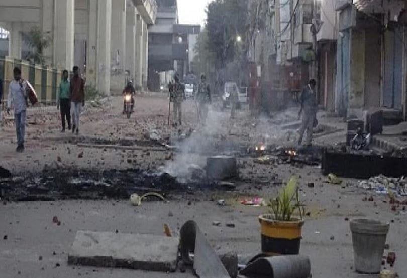 دہلی تشدد: جب محمد صابر سب انسپکٹر دنیش کے لیے مسیحا بن گئے